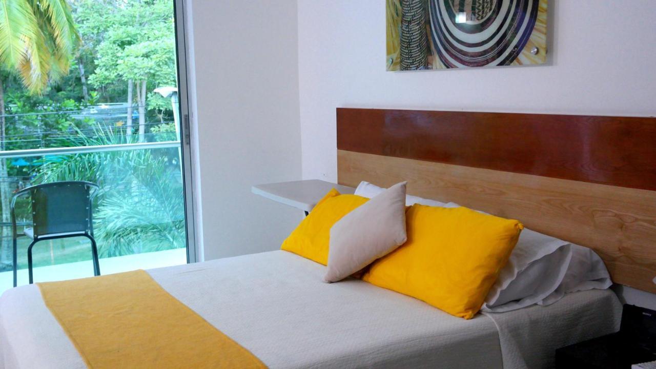 מונטריה Hotel Sama מראה חיצוני תמונה
